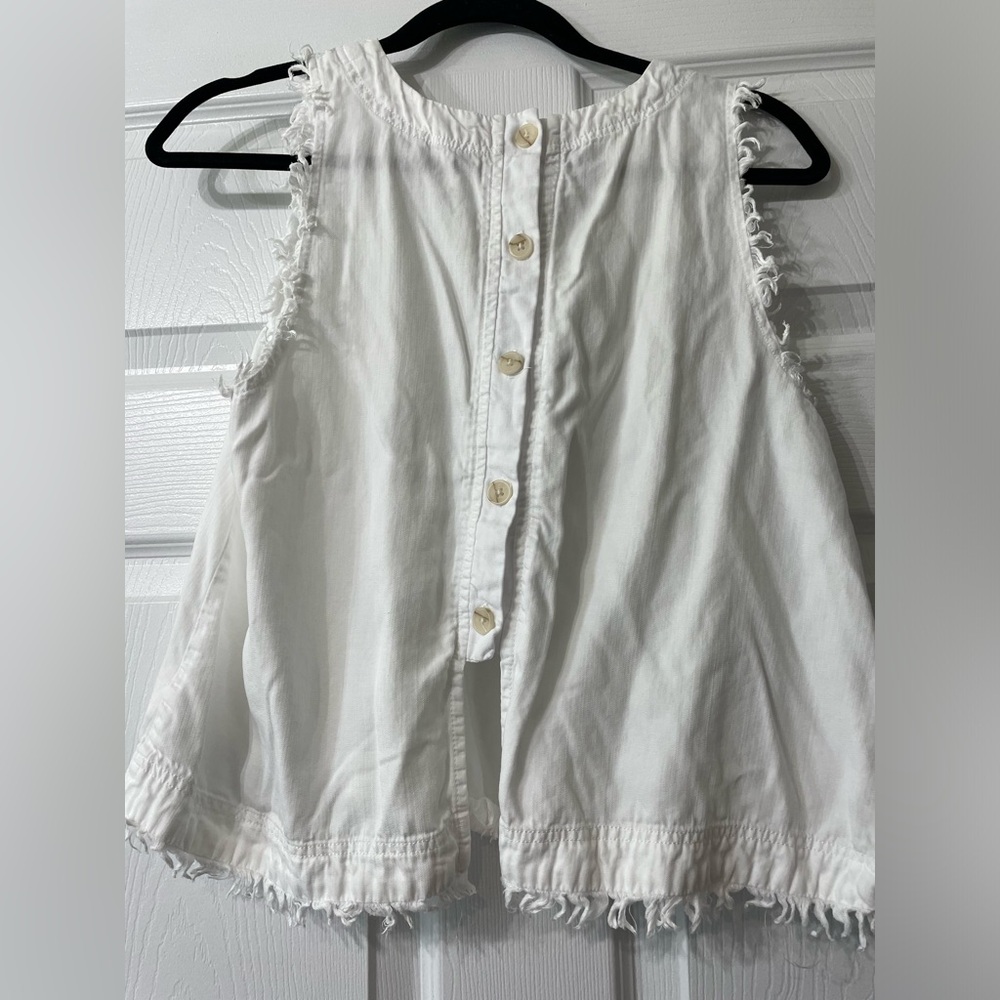 White Free People Button Back Tank ✨